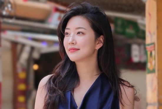 Nữ YouTuber lên tiếng khi bị nhầm là du khách tấn công cô gái ở tiệm photobooth