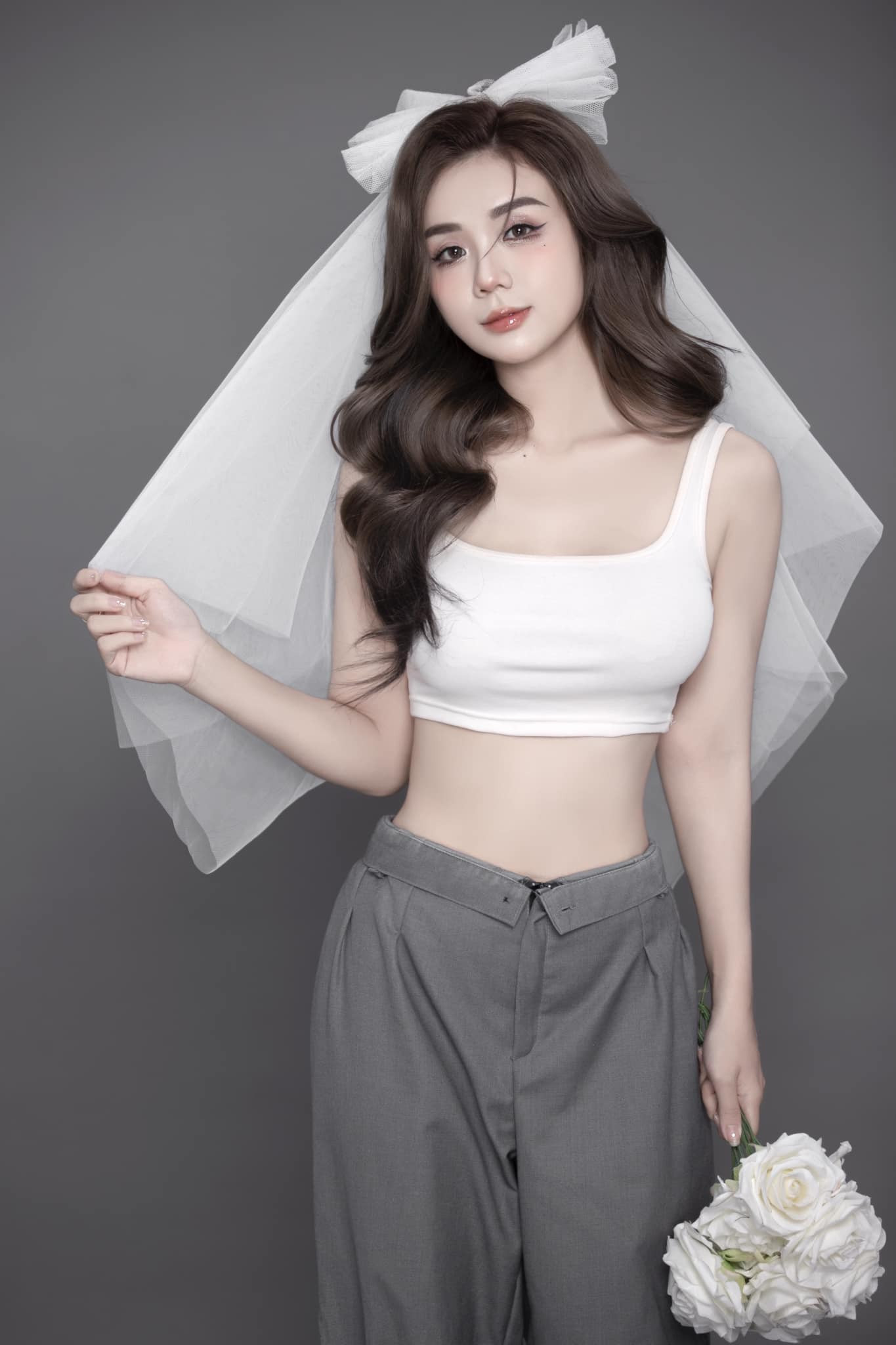 Vợ Đạt G - cô dâu tháng 7 đời thực có nhan sắc ra sao?- Ảnh 6.