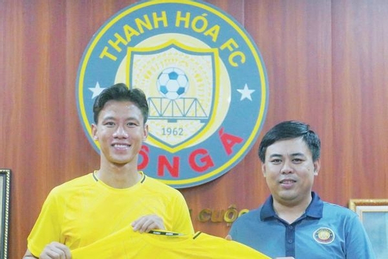 Quế Ngọc Hải và hành trình chuyển nhượng xôn xao V.League: Tuổi 32 vẫn nhận lót tay khủng cỡ nào?