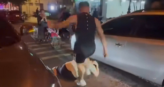 Tài xế ô tô bị hành hung giữa đường ở Bắc Ninh