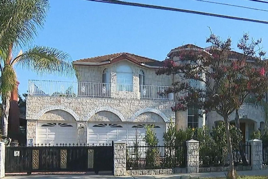 Bé 2 tháng tuổi bị chấn thương đầu, hé lộ bí mật rúng động trong biệt thự trăm tỷ