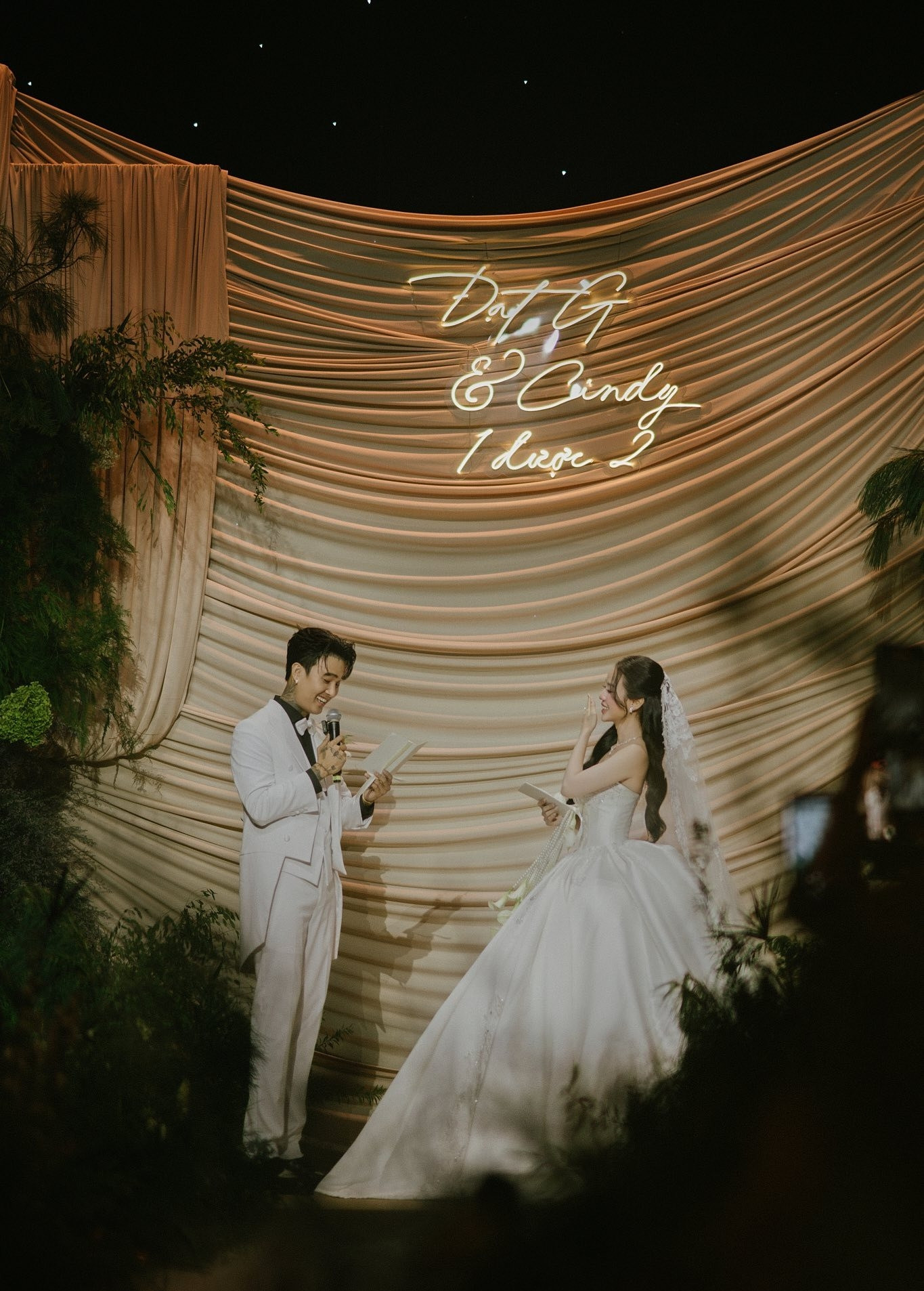 Lý do khiến Cindy Lư khóc nức nở ngay trước đám cưới