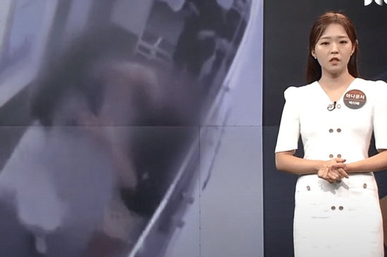 Nhiều người Hàn Quốc bức xúc khi xem bản tin thời sự về vụ 2 cô gái gây gổ ở tiệm photobooth Hà Nội