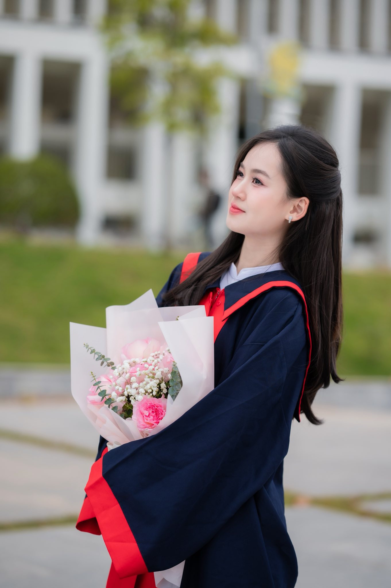 Dân mạng phát sốt trước bộ ảnh cực đẹp của thủ khoa đến từ Phú Thọ nhan sắc đẹp như hot girl