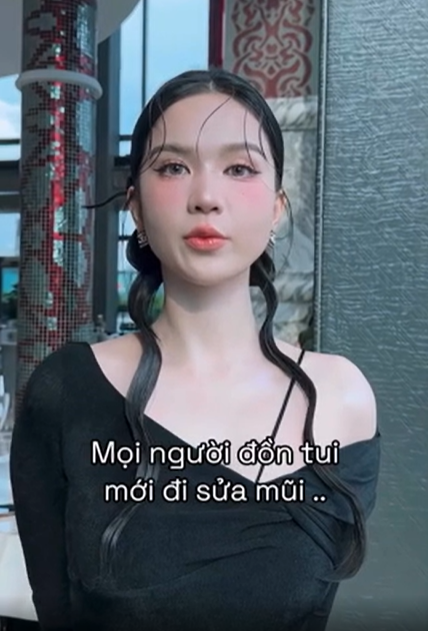 Clip Ngọc Trinh thái độ ra mặt khi bị hỏi về Ngân Collagen người thẳng thừng chê cô Mũi tẹt không sang