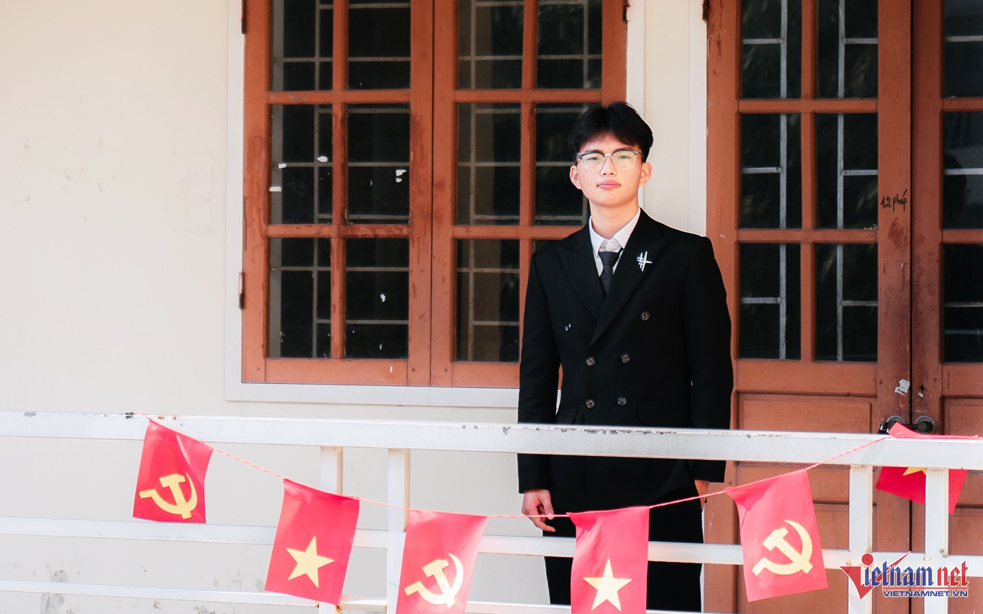 W-ảnh Thế Lực 1 copy.jpg