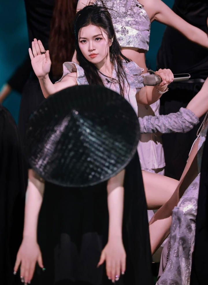 Suni Hạ Linh từng là cái tên được chú ý khi tham gia