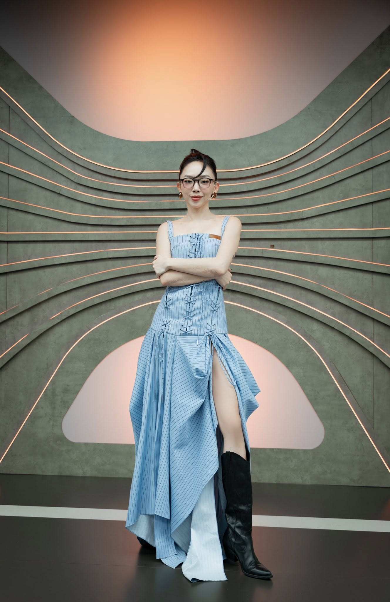 Ca sĩ Tóc Tiên tự tin khoe dáng bikini 'cực phẩm' nhờ chăm chỉ làm điều này- Ảnh 5.