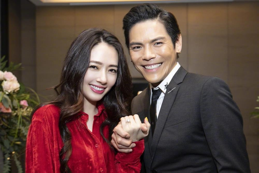 Con trai trùm xã hội đen Hong Kong đóng phim đàn ông mang bầu