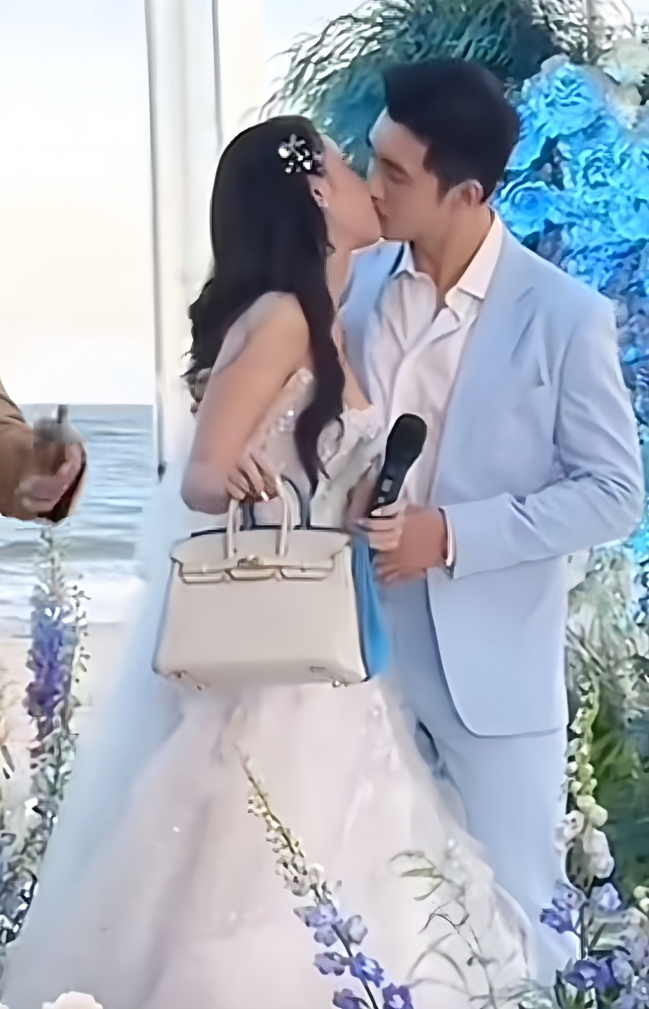 Midu lần đầu phát ngôn căng đét về loạt sóng gió liên tục ập tới sau khi lấy chồng giàu