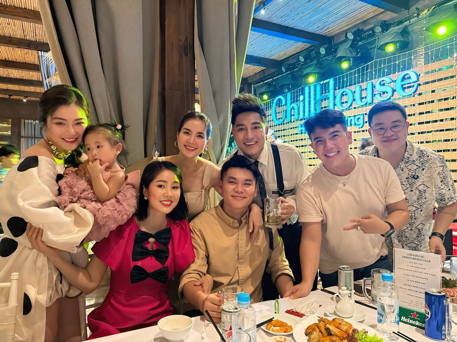 Thanh Trúc chia sẻ bức ảnh đặc biệt sau khi công khai danh tính ông xã