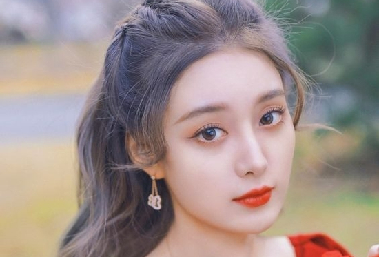 Từ đây đến hết 31/7/2025 dương lịch: 3 con giáp tiền tài nở rộ, bạc vàng nhiều không kể xiết