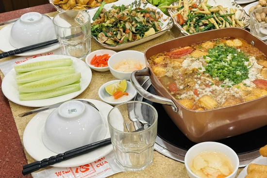 4 người trong một nhà bị ung thư, bác sĩ chỉ ra thói quen khi ăn cần tránh xa