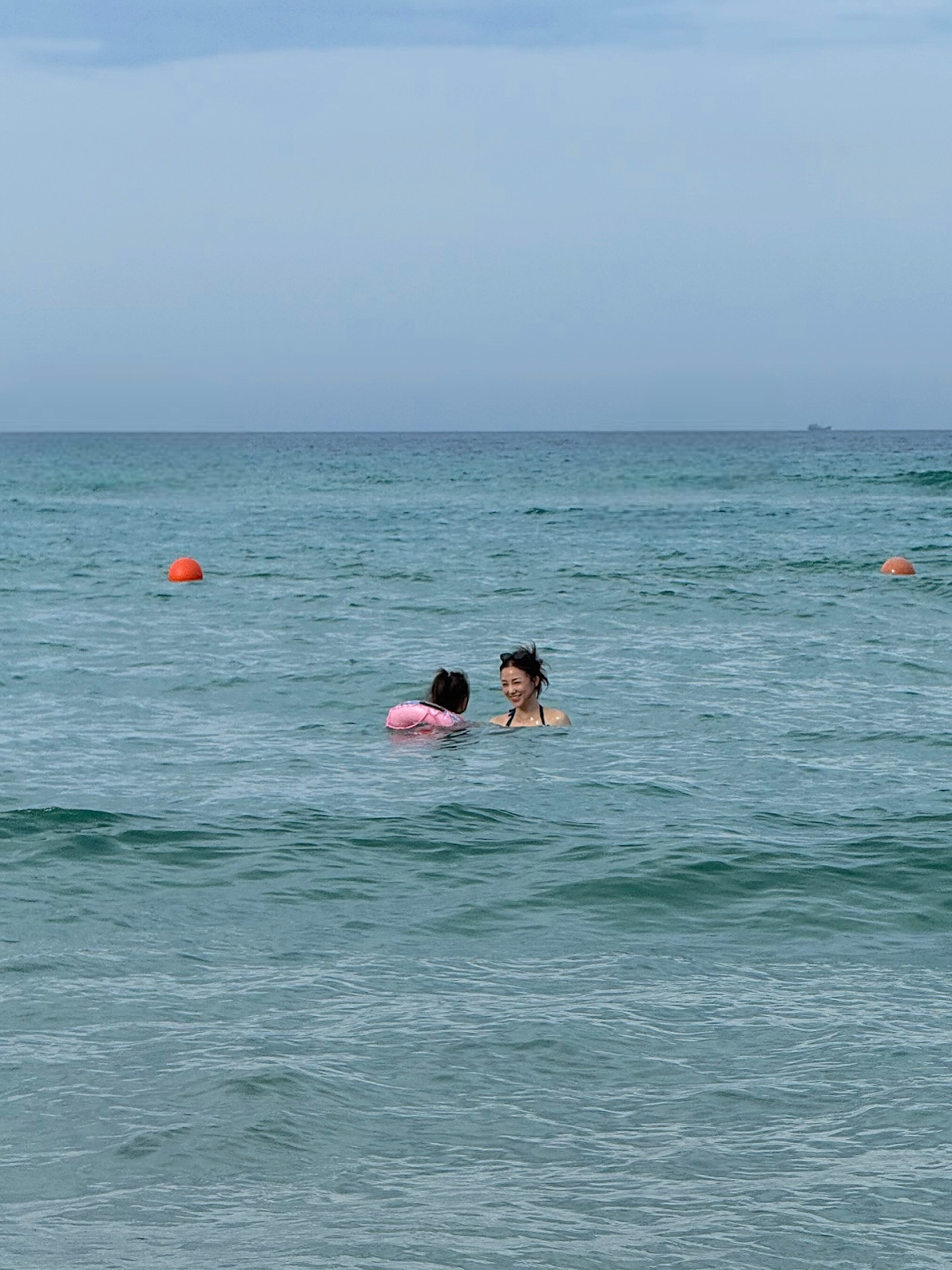 Ái nữ nhà Salim - Hải Long với thú vui mùa hè qua loạt ảnh được mẹ chia sẻ- Ảnh 5.