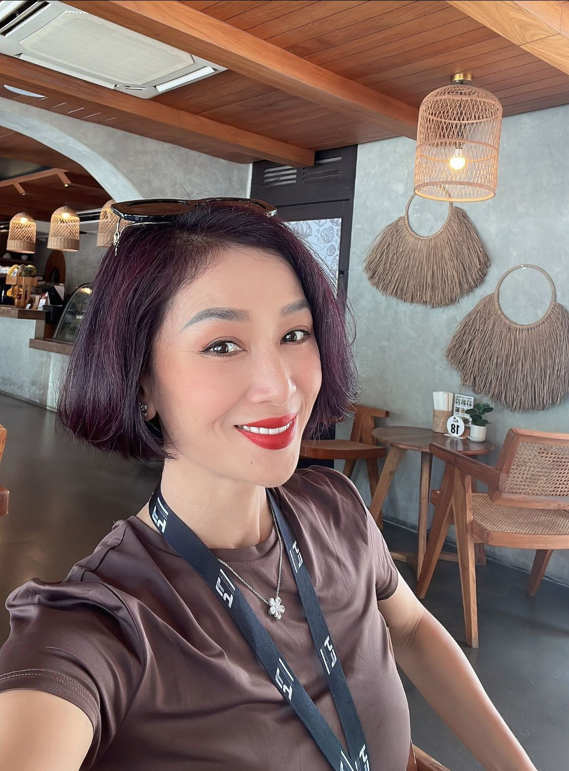 Nữ chính 'Cô thư ký xinh đẹp' sau nhiều năm rời bỏ showbiz, nhan sắc hiện tại 'hack tuổi' ngỡ ngàng - Ảnh 3.