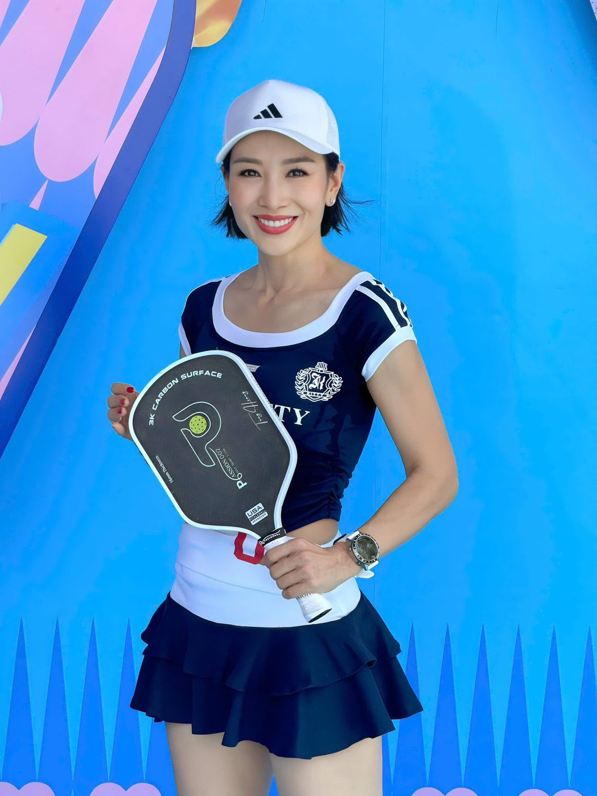 Nữ chính 'Cô thư ký xinh đẹp' sau nhiều năm rời bỏ showbiz, nhan sắc hiện tại 'hack tuổi' ngỡ ngàng - Ảnh 6.