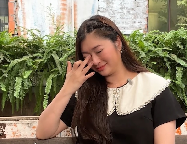 Thanh Trúc khóc khi nhắc tới nam diễn viên quá cố Quý Bình Ánh mắt anh rất buồn