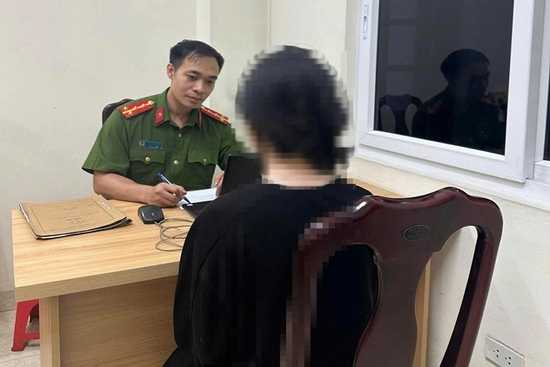 'Bắt cóc online' nữ sinh viên, dọa chặt ngón tay nếu không chuyển 370 triệu đồng