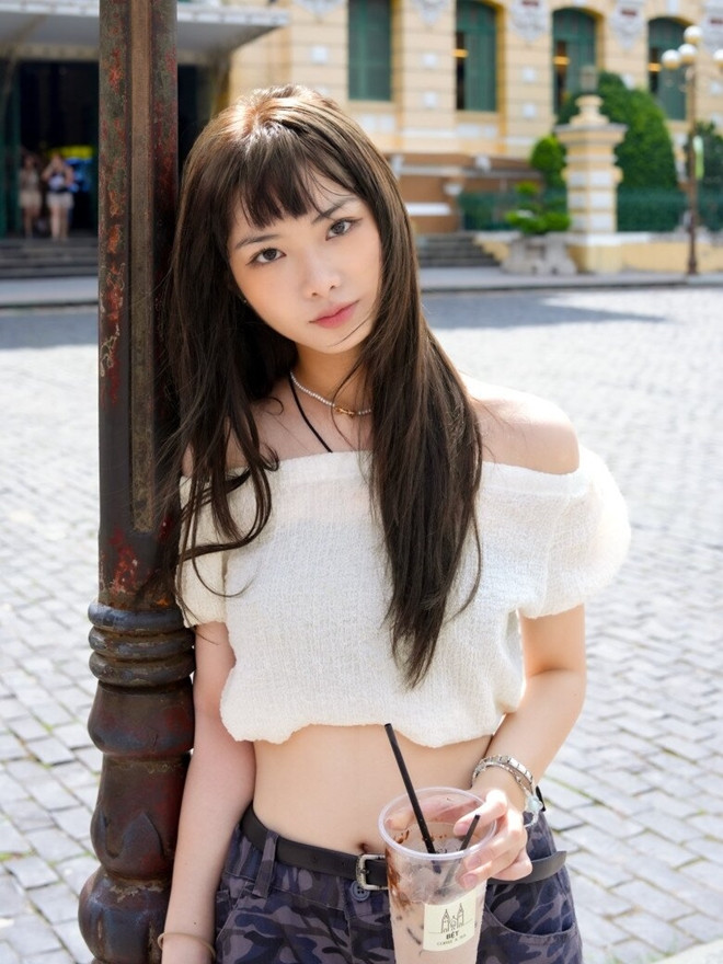 Em xinh Ánh Sáng AZA và gu thời trang trẻ trung cá tính