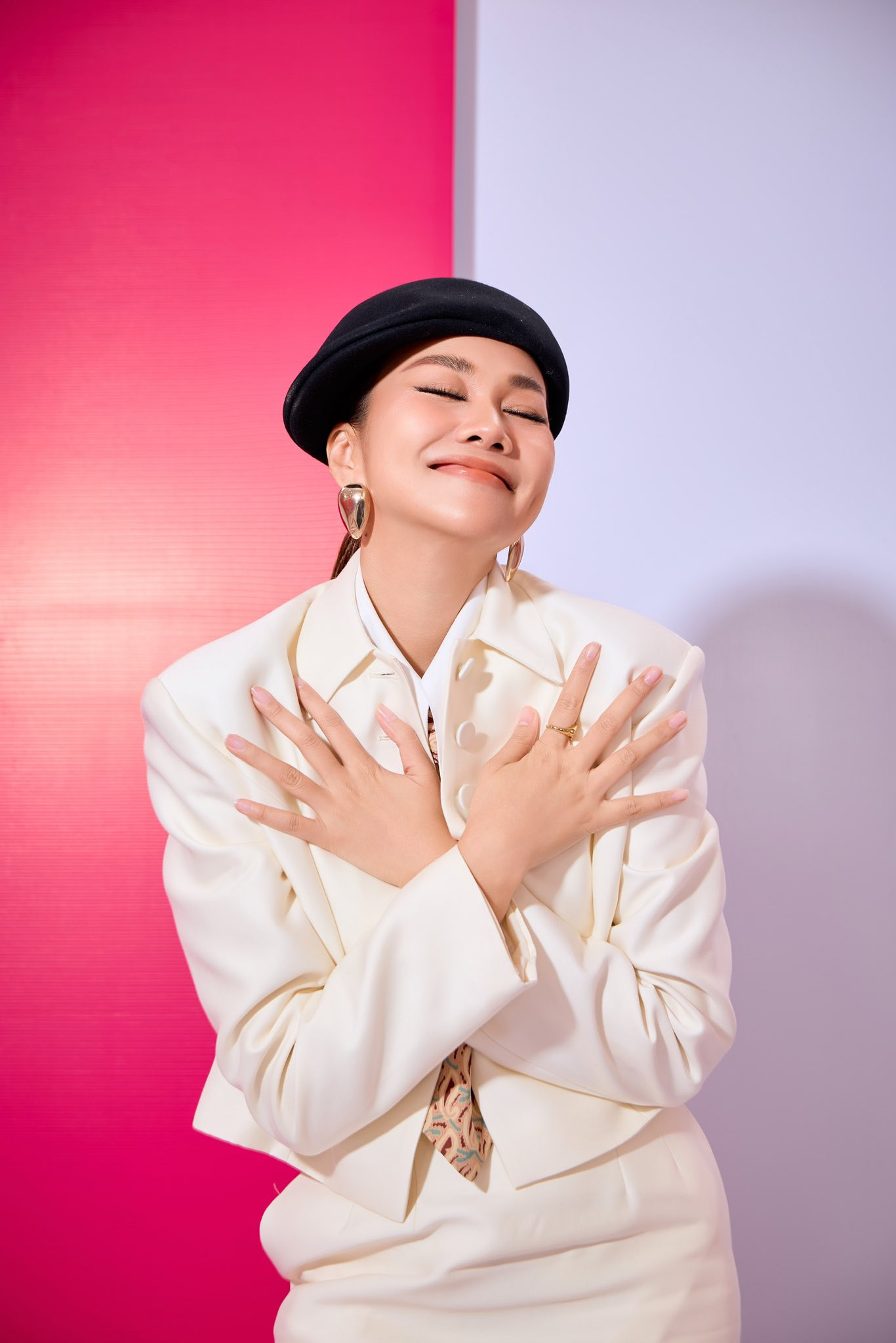 Làn da mịn màng không tuổi của hoa hậu Việt đăng quang cách đây 23 năm - Ảnh 5.