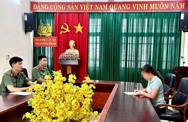 Sự thật bức ảnh ghi lại khoảnh khắc cuối cùng của các em nhỏ vụ lật tàu Hạ Long