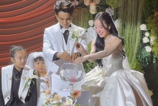 Đạt G - Cindy Lư lên tiếng về nghi lễ gây 'rợn người' trong ngày cưới