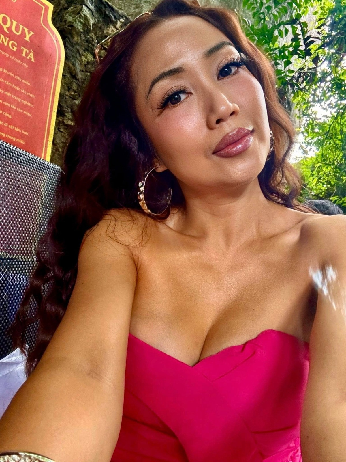 Ngoại hình đen nhẻm gây shock của Ốc Thanh Vân