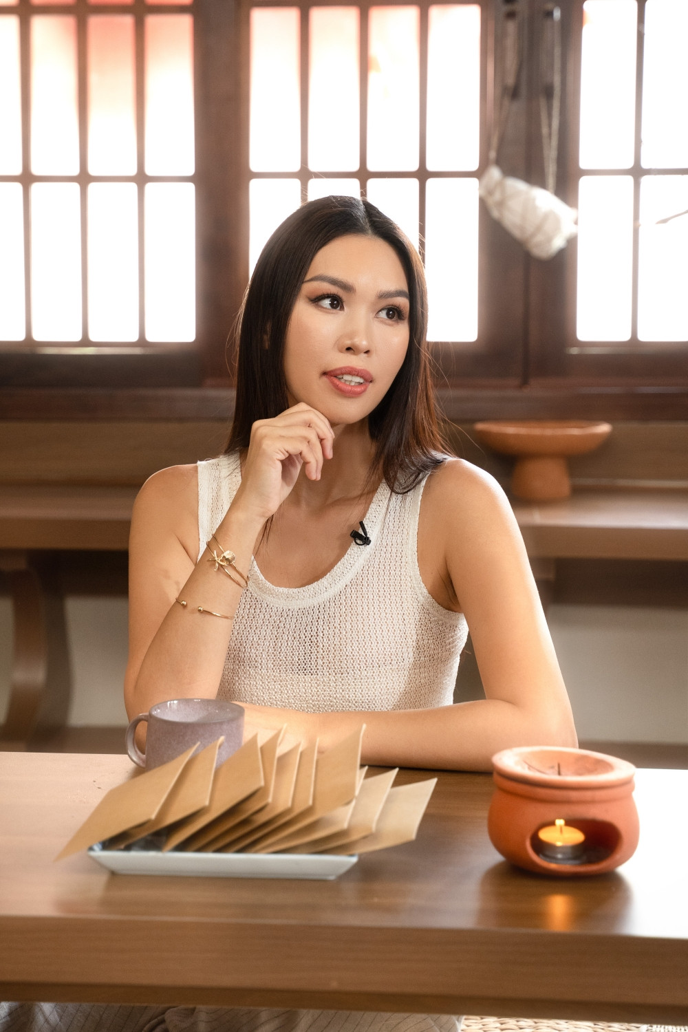 Siêu mẫu Hà Anh Bình thản giữa dư luận chọn hạnh phúc thay vì tổn thương