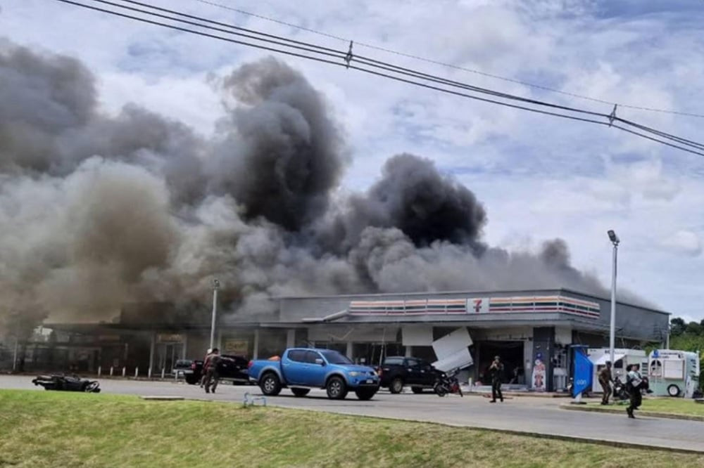 Thai Lan bi phao kich.jpg