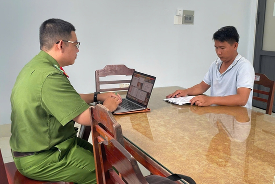 Giám đốc công ty thuê 5 ô tô mang đi cầm cố, chiếm đoạt hơn 2,3 tỷ đồng