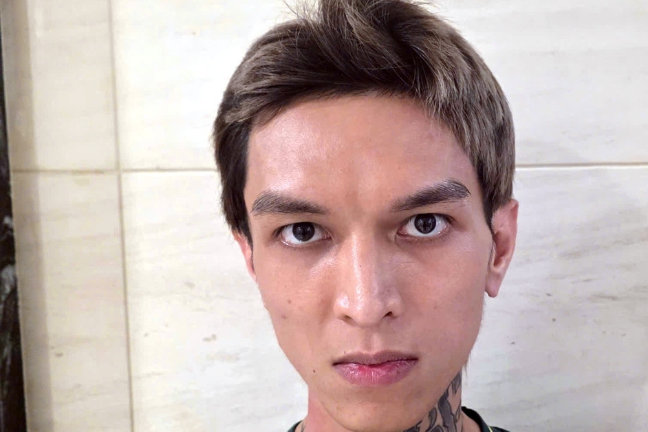 Rapper Bình 'Gold' bị bắt vì cướp taxi, dương tính với ma túy