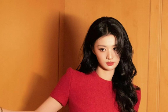 Đúng 20h hôm nay, ngày 27/7/2025, 3 con giáp trúng số độc đắc, thoát khỏi tai ương, bạc tiền sung túc, mang mệnh đại cát, vạn điều tốt lành