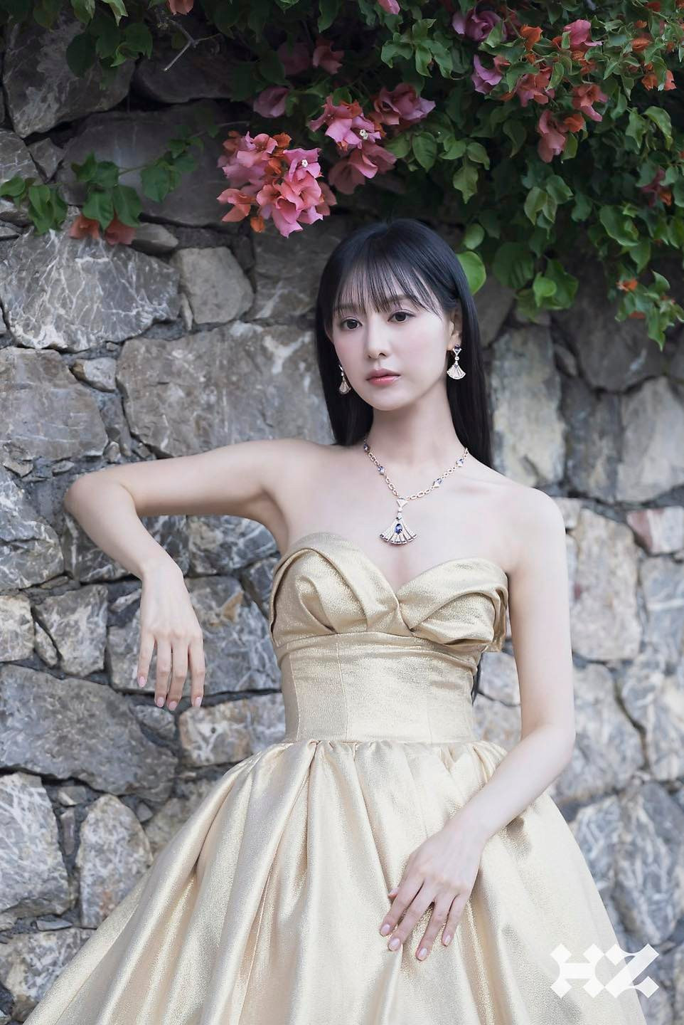 Đúng 6h sáng ngày mai, thứ Ba 29/7/2025, Phật Bà ưu ái, 3 con giáp 'rót lộc về tận tay', sự nghiệp tăng tiến 'bứt tốc như Rồng', ngồi im của nả tự tìm đến cửa - Ảnh 1