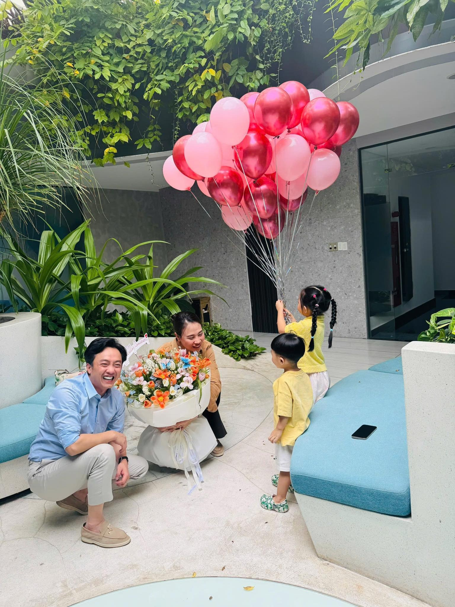 Kỷ niệm 6 năm ngày cưới đơn giản của Cường Đô La Đàm Thu Trang