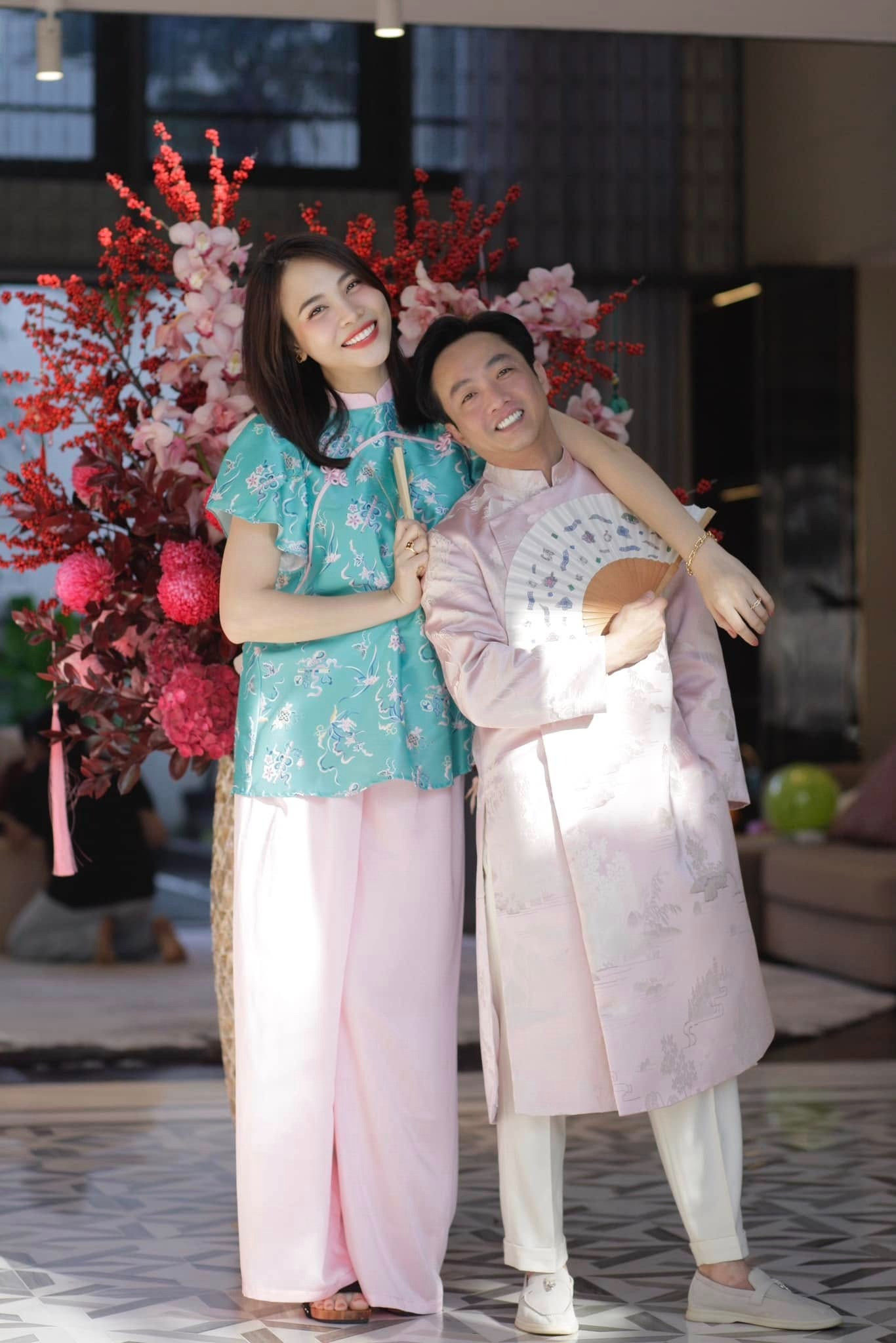 Kỷ niệm 6 năm ngày cưới đơn giản của Cường Đô La Đàm Thu Trang