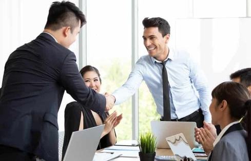 Top cung hoàng đạo có 'bùa may' quý nhân, sự nghiệp thăng hoa trước tuổi 35