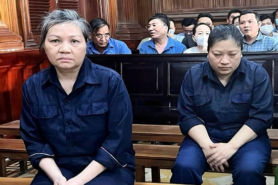 Mua trùng căn hộ, hàng trăm người khóc ròng