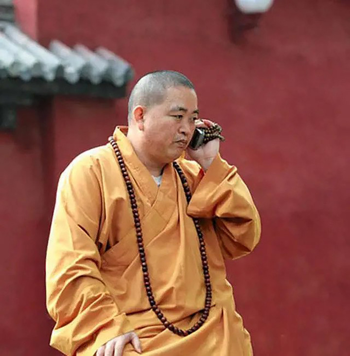 Thích Vĩnh Tín từng bị cáo buộc có con ngoài giá thú