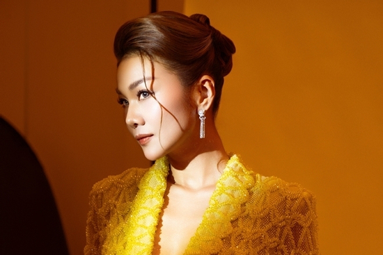 Thanh Hằng định nghĩa lại nghề người mẫu: Không còn là cuộc chơi chỉ có ngoại hình