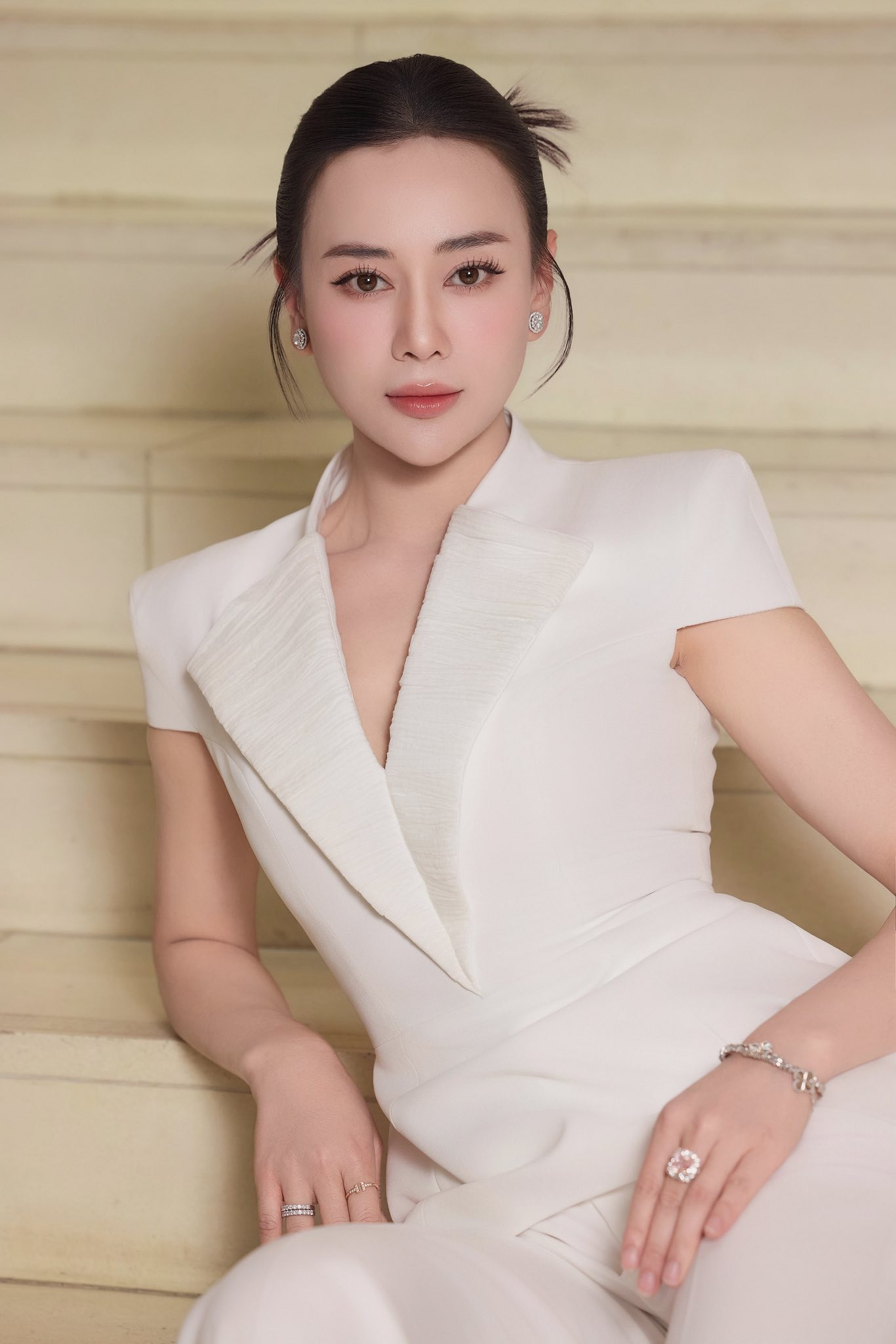 Cặp song sinh nhà Phương Oanh tròn 1 tuổi, nữ diễn viên cũng giảm cân thành công, khoe vóc dáng đẹp- Ảnh 4.