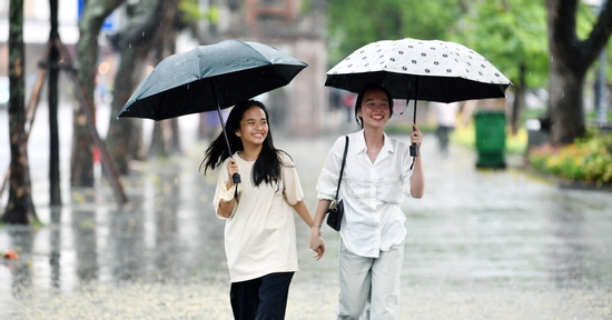 Dự báo thời tiết 3/7/2025: Nhiều nơi trên cả nước có mưa, Hà Nội nắng gián đoạn
