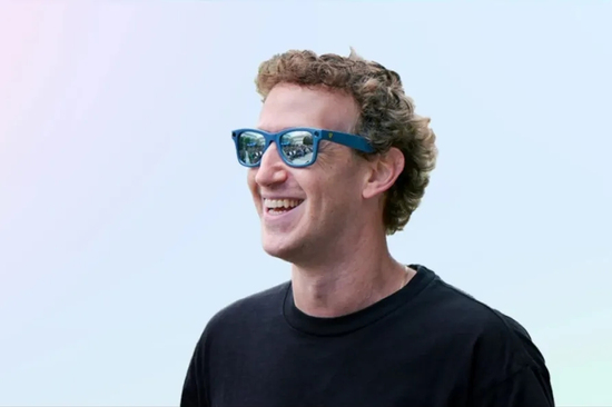 Mark Zuckerberg trả lương nhân viên ngang ngửa lương Cristiano Ronaldo, cả thế giới choáng váng