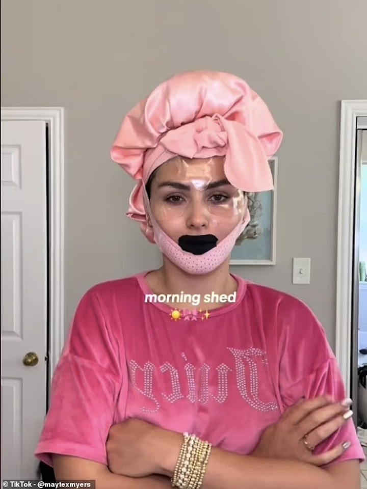 Các bác sỹ cảnh báo trào lưu làm đẹp này hại nhiều hơn lợi.