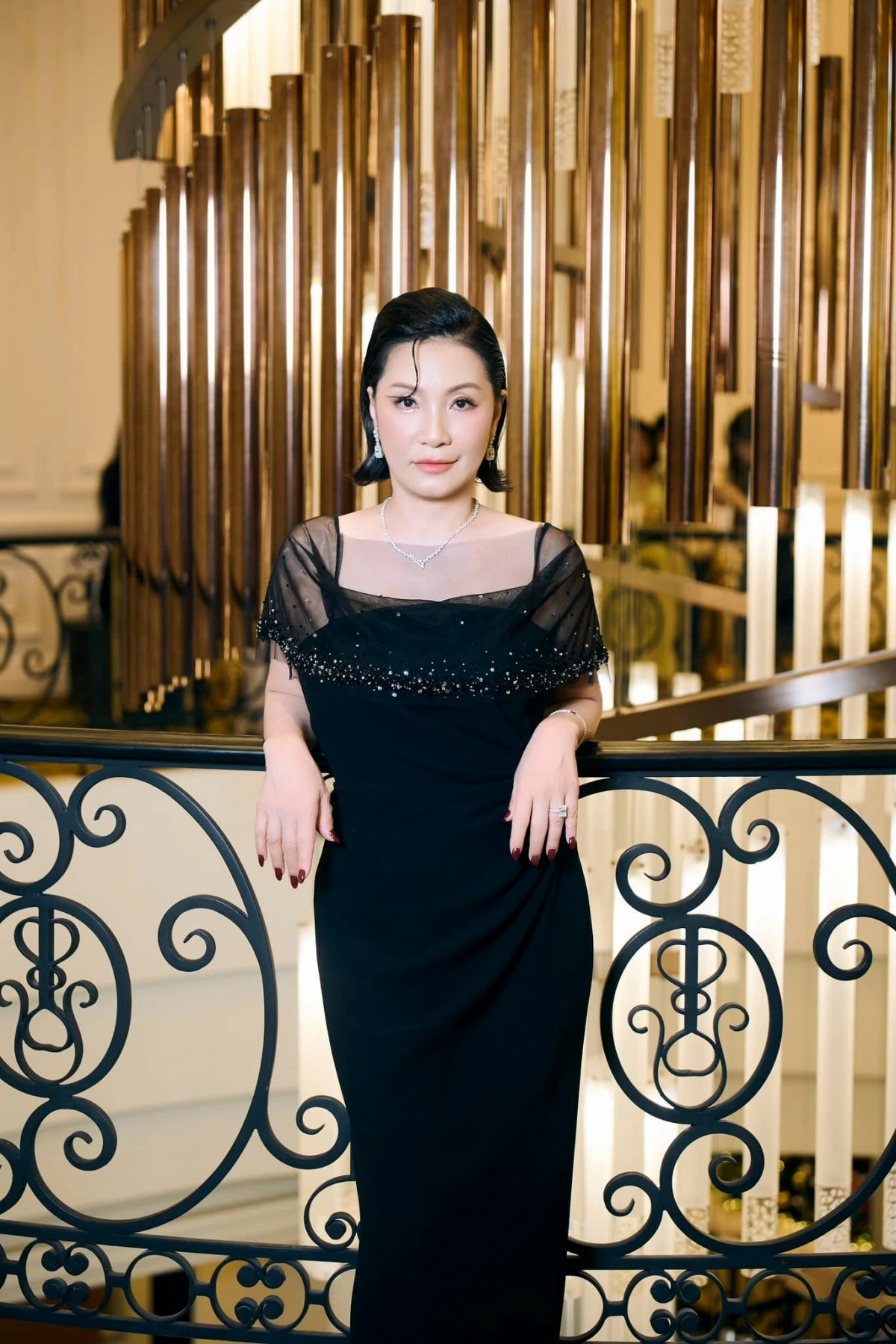 cuoc song doc than cua nghe si hong Dao o tuoi 63 hinh anh 8