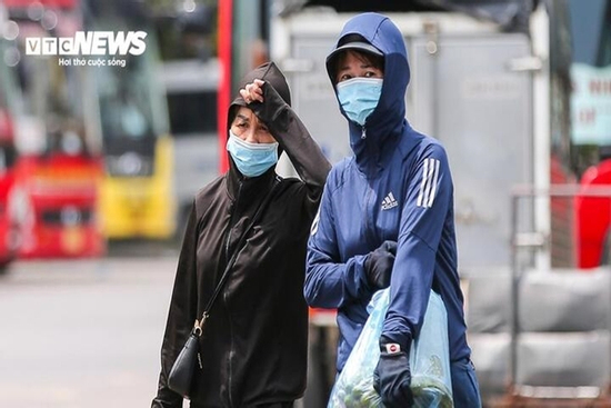 Dự báo thời tiết 10 ngày: Bắc Bộ nắng 'đổ lửa' đến hết tháng, mưa dông tái diễn