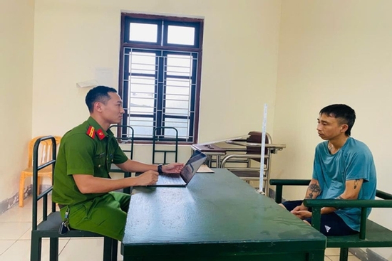 Khởi tố tài xế vụ lật xe khách khiến 10 người tử vong ở Hà Tĩnh