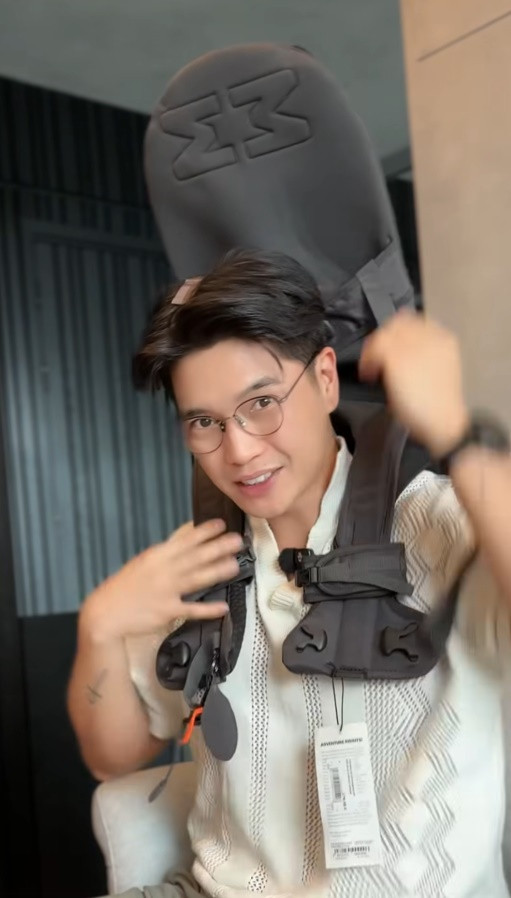 Vợ chồng Huy Trần đầu tư khủng phải bán cả xe để dành chi phí đón con gái đầu lòng