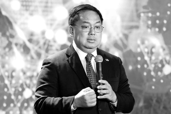 Từ sự ra đi của ông Hoàng Nam Tiến - chúng ta học được gì?