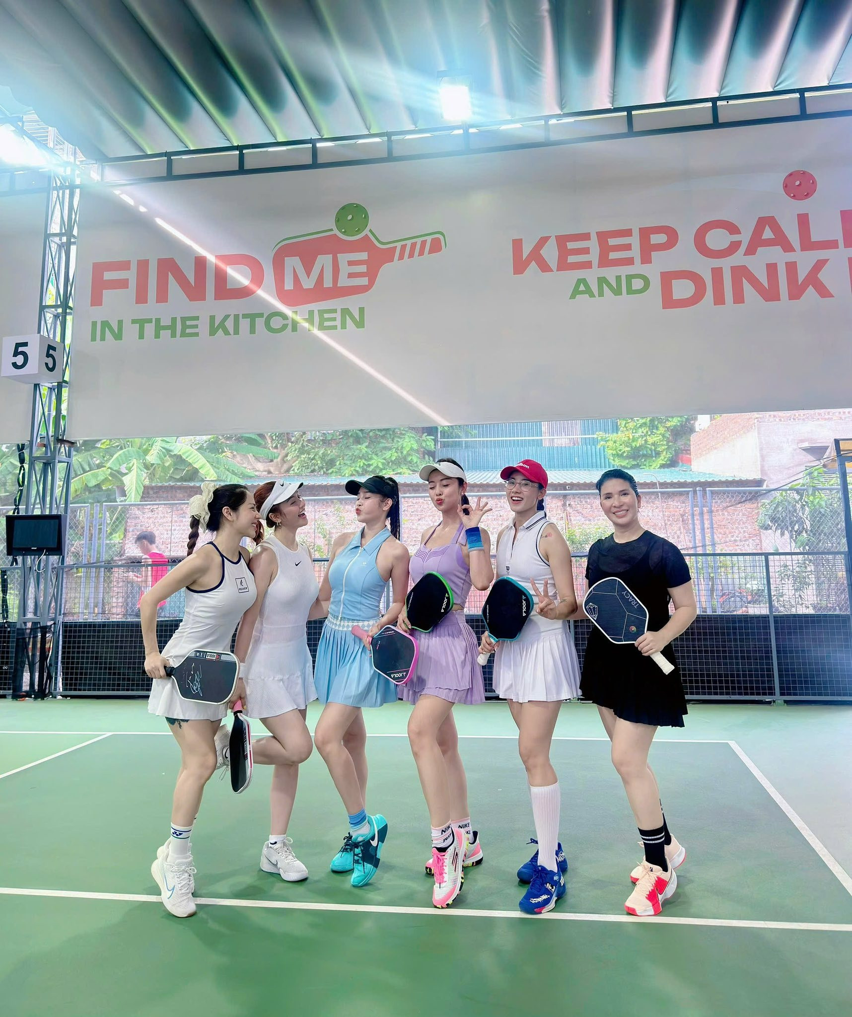 1 Hoa hậu đình đám Vbiz gặp tai nạn vì pickleball gương mặt chi chít băng gạc