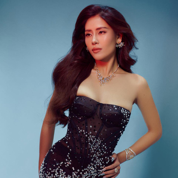 Á hậu tuổi Ngọ sau 12 năm đăng quang: 4h30 dạy học tiếng Anh, tự nhận được gia đình nuôi ăn ngày 3 bữa- Ảnh 5.